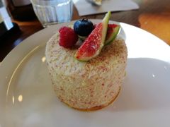 焦糖苹果浮云蛋糕-UPPER KITCHEN(延安路店)