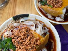 -洪记凉米线(新兴路店)