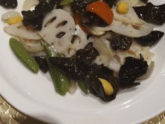 -巴扎美食·新疆菜·西域歌舞表演餐厅(新疆大厦店)