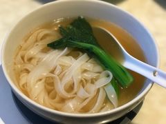 -港丽餐厅(高德置地店)