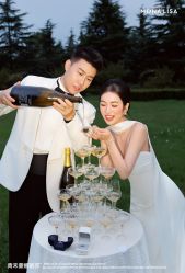 -青禾蒙娜丽莎婚纱摄影(武汉总店)