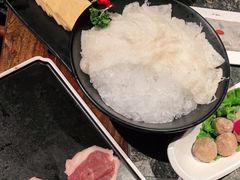 -老牌坊云南鱼豆花火锅(哈西万达店)