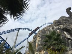 -七彩云南欢乐世界