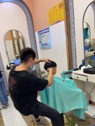 -爆米花儿童美发乐园(长白万象汇店)
