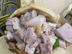 -金卯白肉罩火烧