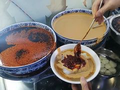 -何老二卤汁凉粉