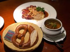 德式烤猪肘-宝莱纳餐厅(滨江店)