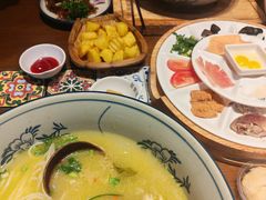 -芸南道·过桥米线(昆明老街旗舰店)
