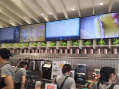 -CoCo都可(湖滨银泰店B区店)