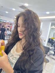-HaLo hair studio