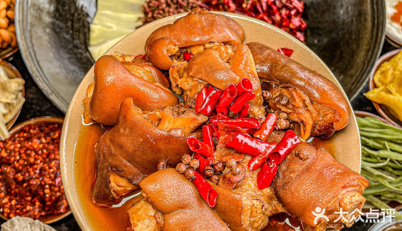 什么浪漫之地?重庆唯1⃣️的高空悬崖火锅‼️绝