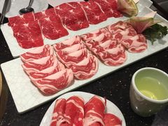 -猪啊牛呀羊啊铜盘烤肉(正大广场店)
