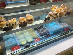 面包甜点陈列柜-西树泡芙(湖滨银泰in77B区店)