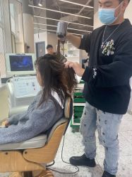 -PE SALON 