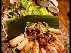 -大头虾越式风味餐厅(光明广场店)