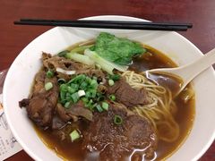 -尊品原汁牛肉面