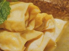 蟹粉百叶包-东方明珠老上海8号餐厅(东方明珠广播电视塔店)