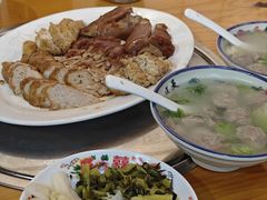 -明姨仔潮汕美食·碳炉猪脚·汕尾牛腩饭·起片鸡煲(起义路店)