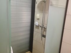 -麗枫(广州番禺长隆南村万博地铁站店)