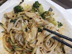 麻酱凉皮-魏家餐饮(朗香街店)