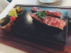 -Erman岩烧牛排(虹桥南丰城店)