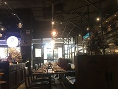 大堂-Carbon莫卡哆·意大利复古集市餐厅(杭州大厦店)