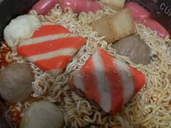 -锅神麻辣烫