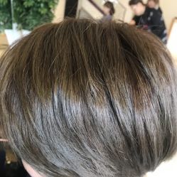 -Hello Lady发型设计