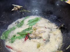 -岩泊渡桂鱼楼活鱼馆