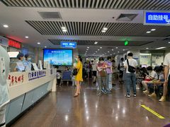 -浙江大学医学院附属口腔医院湖滨（延安）院区