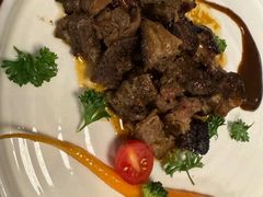 -mordew加州日记西餐&小酒馆(新天地店)
