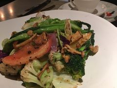 -闻见中国海南菜(K11店)