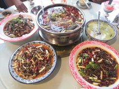 -牟记江湖重庆地标特色菜鱼蛋海鲜羊蝎子(巴南区黑金冠十多年好店)