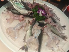 -爱你您·自家鱼塘·活水喷泉鱼火锅(八里店)