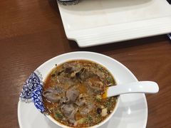 -楼外楼大刀肉传统火锅居(博学路店)