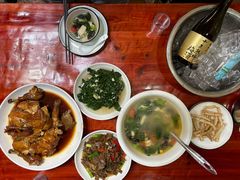 -芦茨金富饭庄·25年老字号·专做稻草鸡