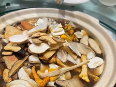 -天宜隆蘑菇宴火锅(石景山旗舰店)