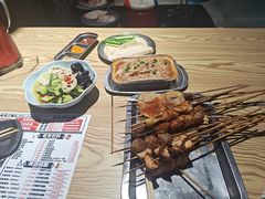 -马路牙子烧烤音乐酒馆(望京店)