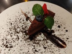 巧克力松露蛋糕-WOLFGANG PUCK KITCHEN & BAR(迪士尼小镇店)