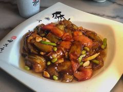 会跳舞的茄子-京城小江南·北京烤鸭·江南土菜·白鱼(中关村店)