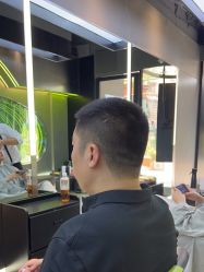 -不迫先生专业男士剪发