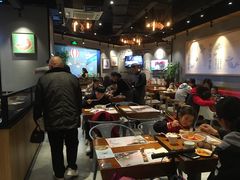 大堂-渝是乎川渝小炒(新世界百货望京店)