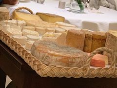 -Restaurant Paul Bocuse