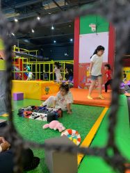 -蹦蹦跳跳(新奥购物中心店)