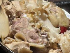 -蘑界·野生菌火锅(深业上城店)