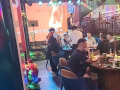 -路边边.炒菜烧烤.音乐餐厅(良乡长虹店)