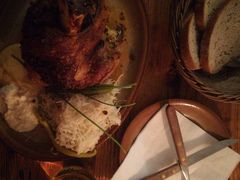 烤猪肘-Krčma Šatlava