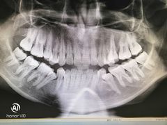 -岳辰齿科(浦东长泰店)