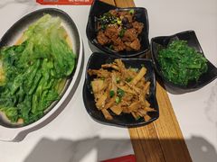 -馋三尺蟹粉小笼(人民广场店)