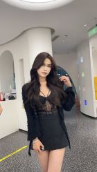 -AYO SALON